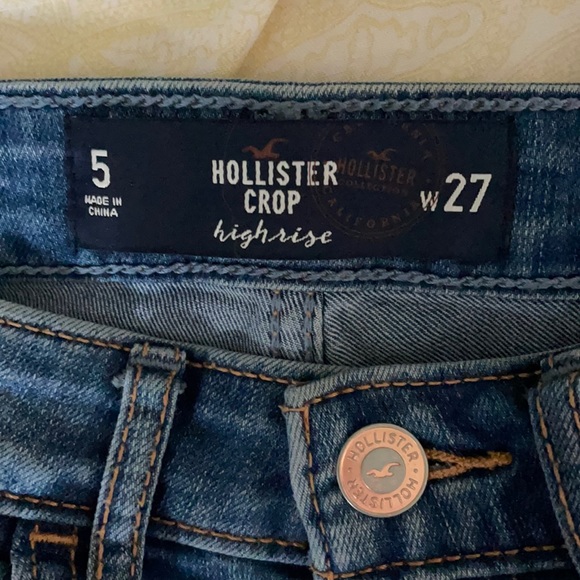 HOLLISTER CROP JEANS, SIZE 5, W27 - Picture 4 of 5